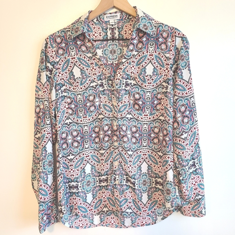 Express Portofino patterned button down blouse